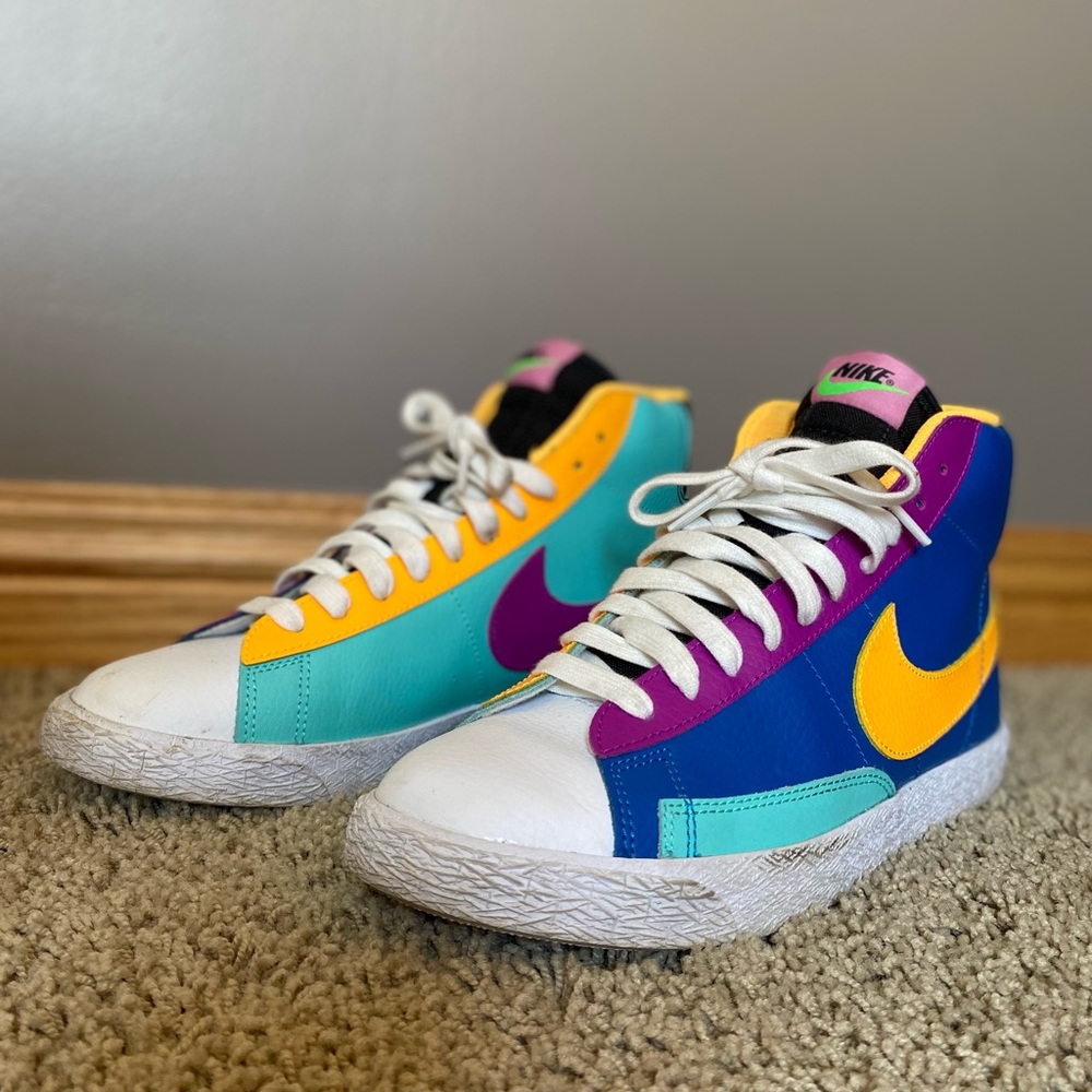 Men’s Nike High Top Sneakers
